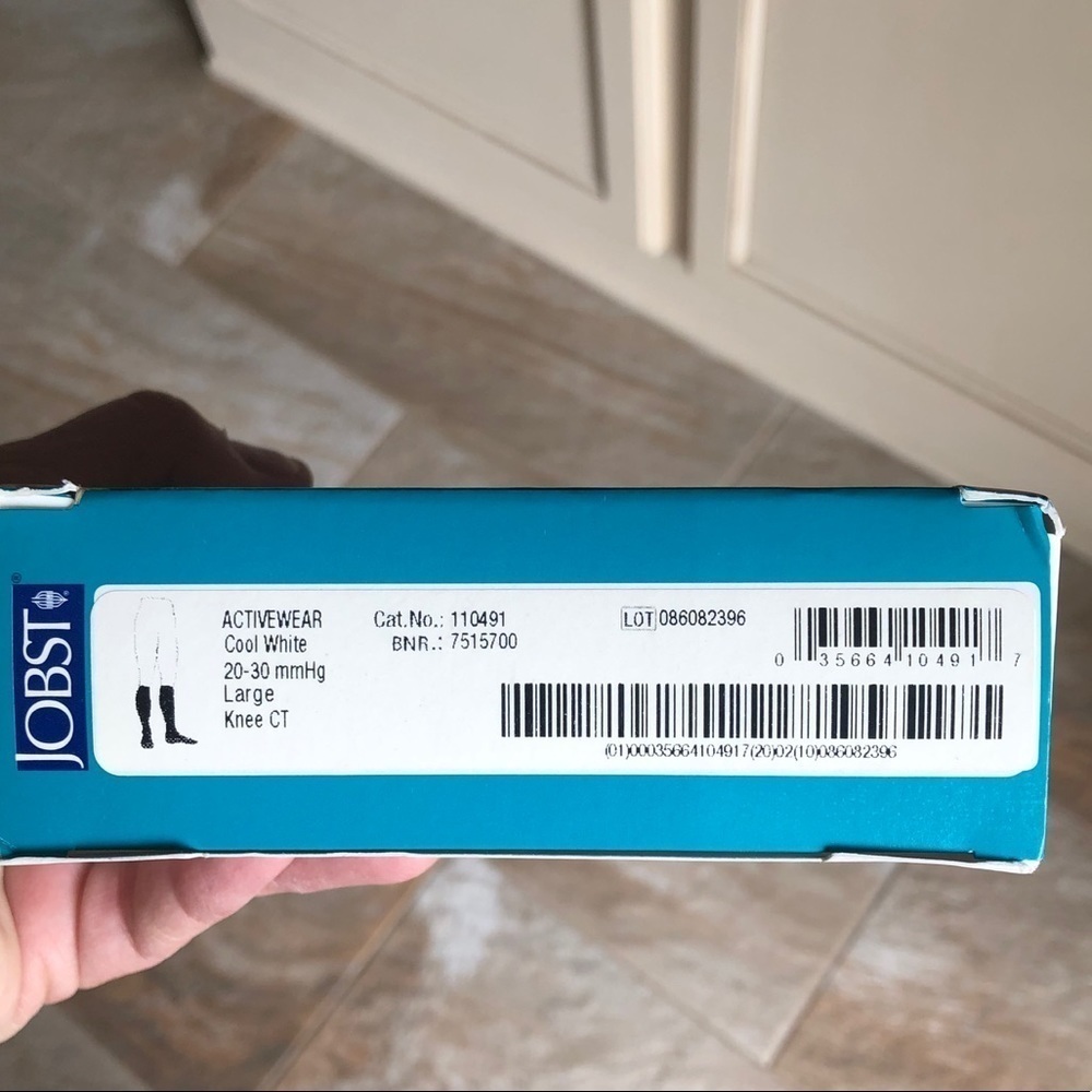 Jobst Activewear Knee High Firm Compression Socks - Picture 4 of 7